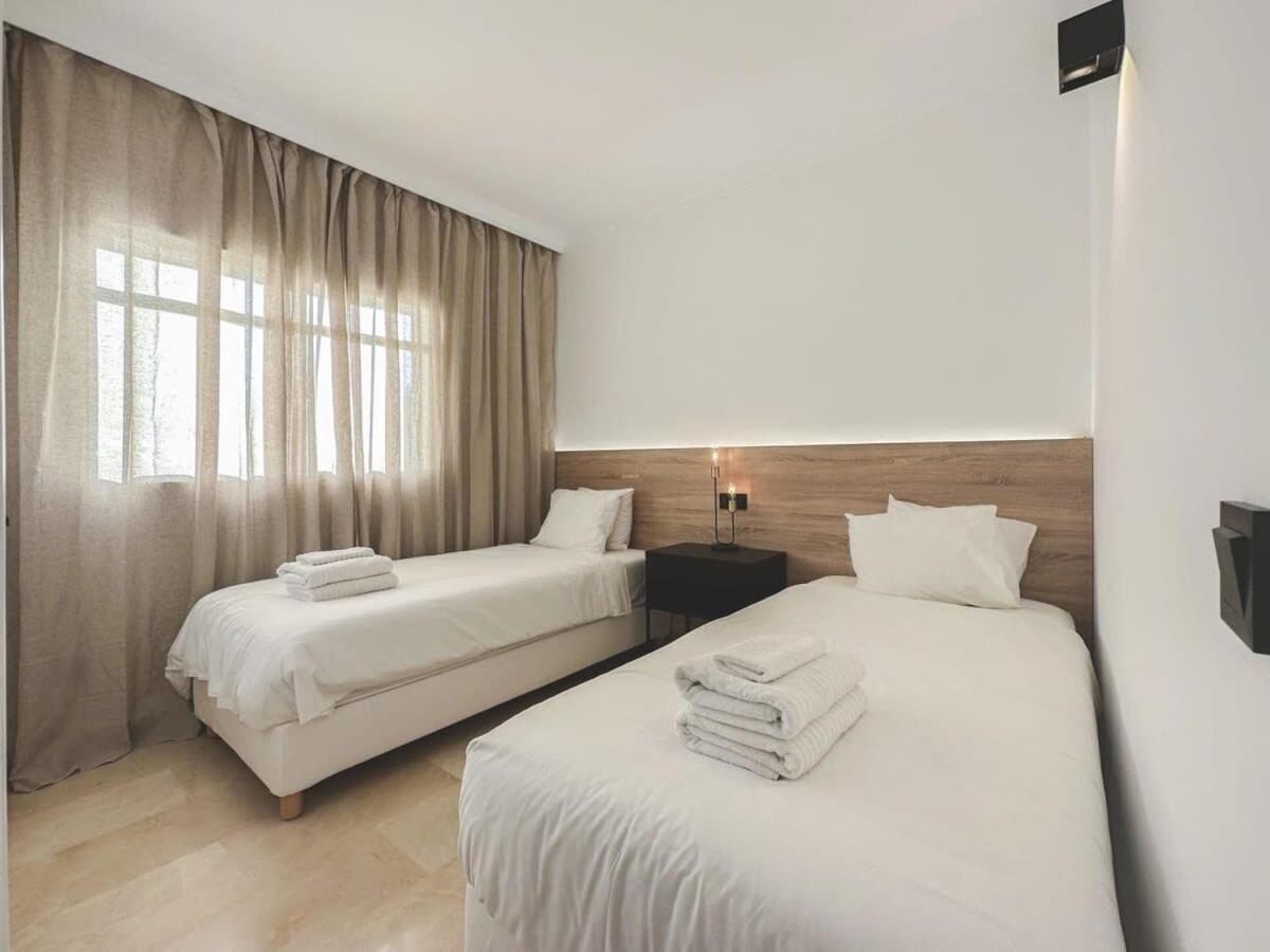 Heated Indoor Pool 2 Bed Mountain Sunset Views Apartamento Marbella