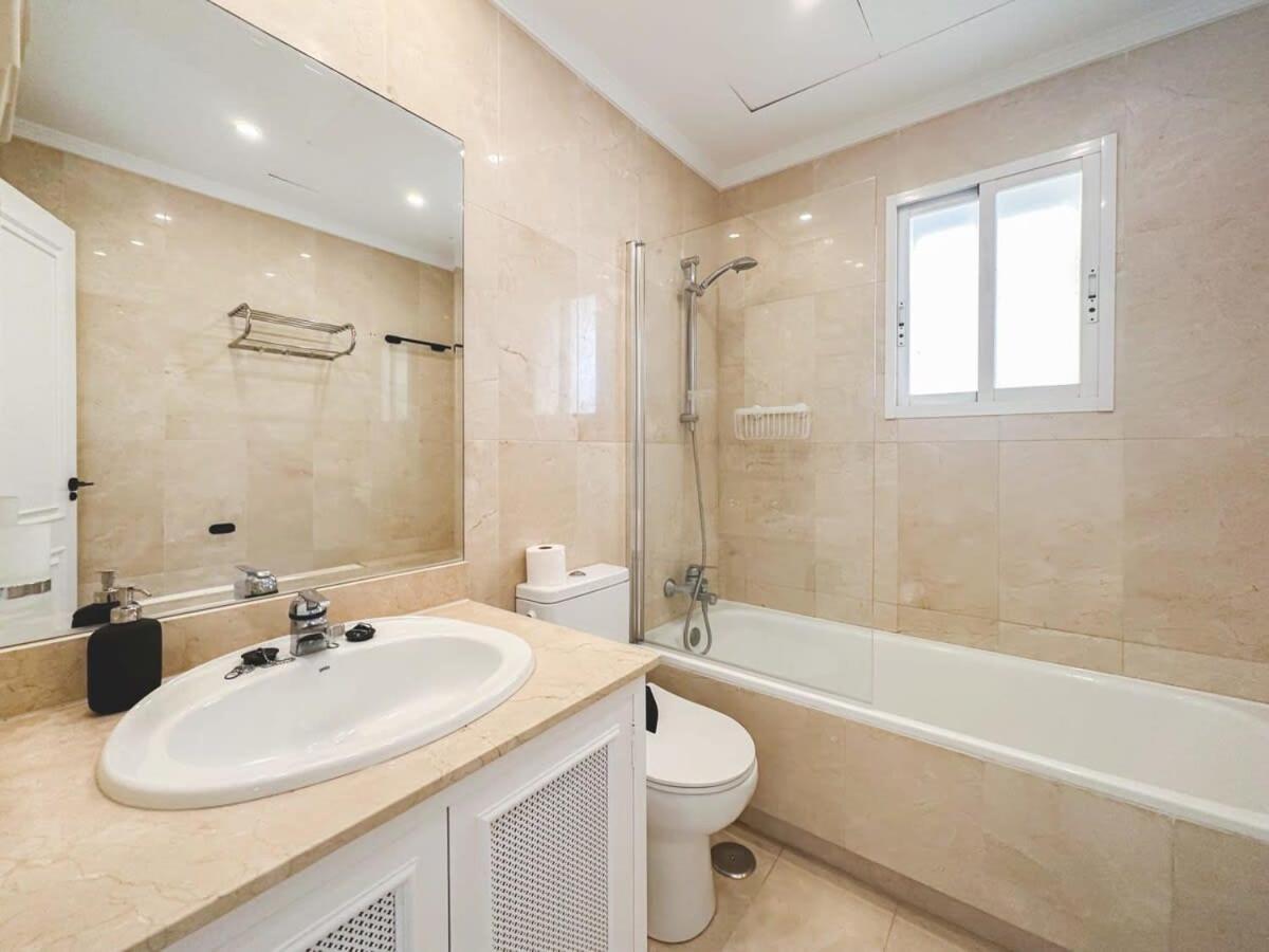 Apartamento Heated Indoor Pool 2 Bed Mountain Sunset Views Marbella