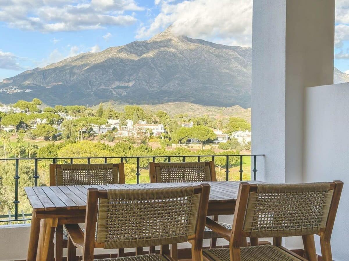 Heated Indoor Pool 2 Bed Mountain Sunset Views